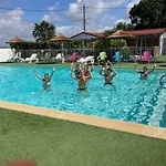 Campsite 3 Etoiles - 1km De La - Piscine Chauffee Et Espace Fitness *