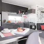 3 Etoiles - 1km De La - Piscine Chauffee Et Espace Fitness Campsite
