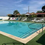 3 Etoiles - 1km De La - Piscine Chauffee Et Espace Fitness Campsite Saint-Georges-de-Didonne