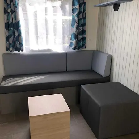 3 Etoiles - Piscine - Ccaihff