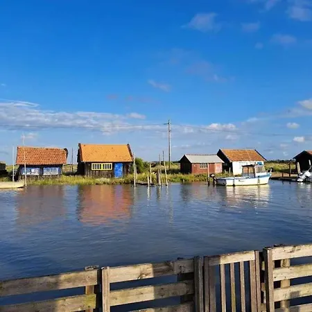 3 Etoiles - Piscine - Ccaihff
