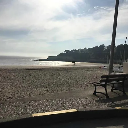 3 Etoiles - Piscine - Ccaihff *