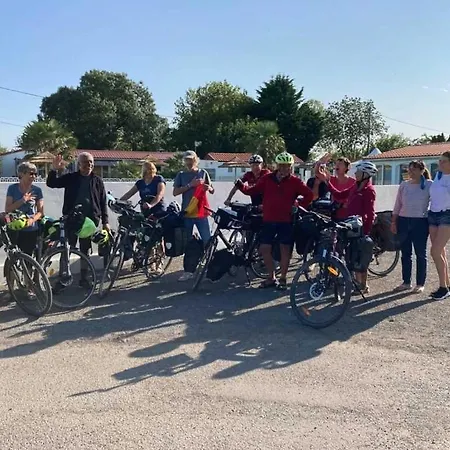 Camping 3 Etoiles - Piscine - Ccaihff