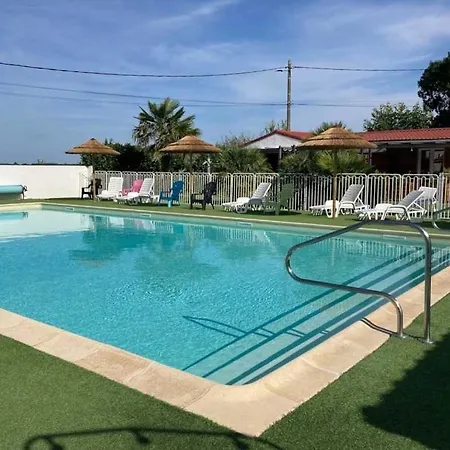 Camping 3 Etoiles - Piscine - Ccaihff