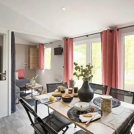 3 Etoiles - Piscine - Ccaihff 营地 *