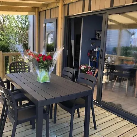 3 Etoiles - Piscine - Ccaihff