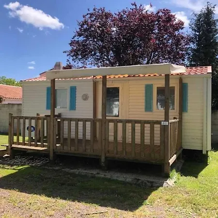 3 Etoiles - 1km De La - Piscine Chauffee Et Espace Fitness 营地