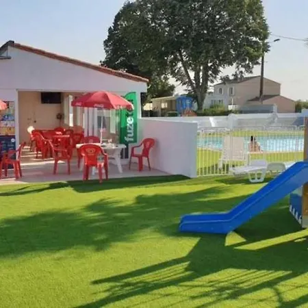 3 Etoiles - 1km De La - Piscine Chauffee Et Espace Fitness * Saint-Georges-de-Didonne