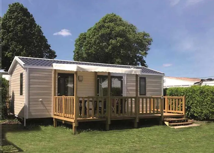 3 Etoiles - Piscine - Ccaihff Kemp