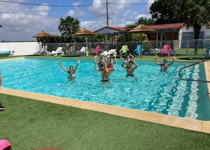 Kemp 3 Etoiles - Piscine - Ccaihff *