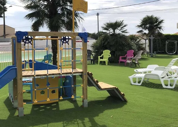 3 Etoiles - Piscine - Ccaihff Kemp *