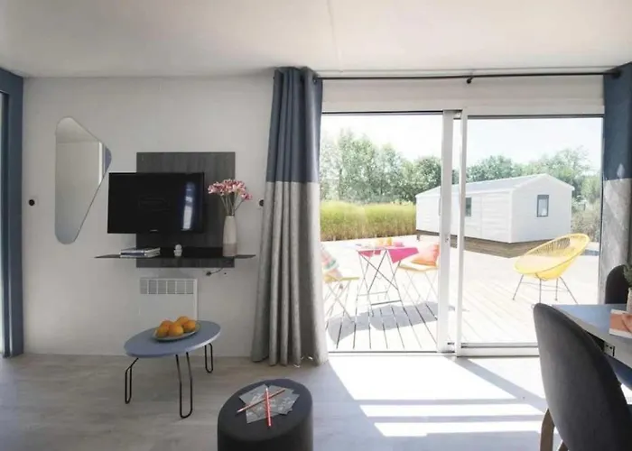 Kemp 3 Etoiles - Piscine - Ccaihff