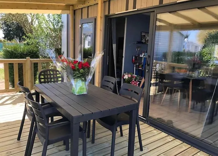 3 Etoiles - Piscine - Ccaihff