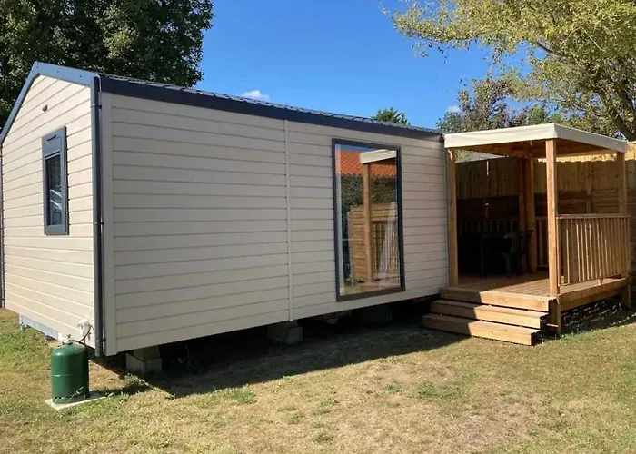 3 Etoiles - Piscine - Ccaihff Kemp *