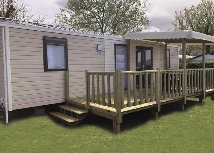 3 Etoiles - Piscine - Ccaihff Kemp