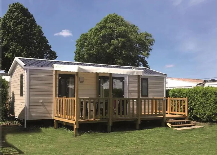 3 Etoiles - Piscine - Ccaihff Kemp